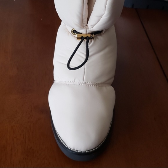 J. Crew Elsa puffer boots with primaloft - Picture 4 of 4